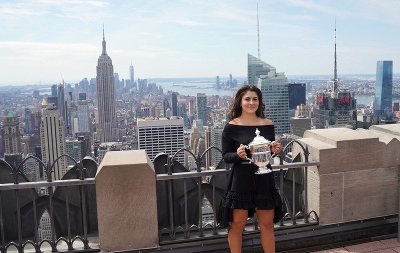 Bianca Andreescu, ședință foto ofcială pe Rockefeller Center cu trofeul US Open