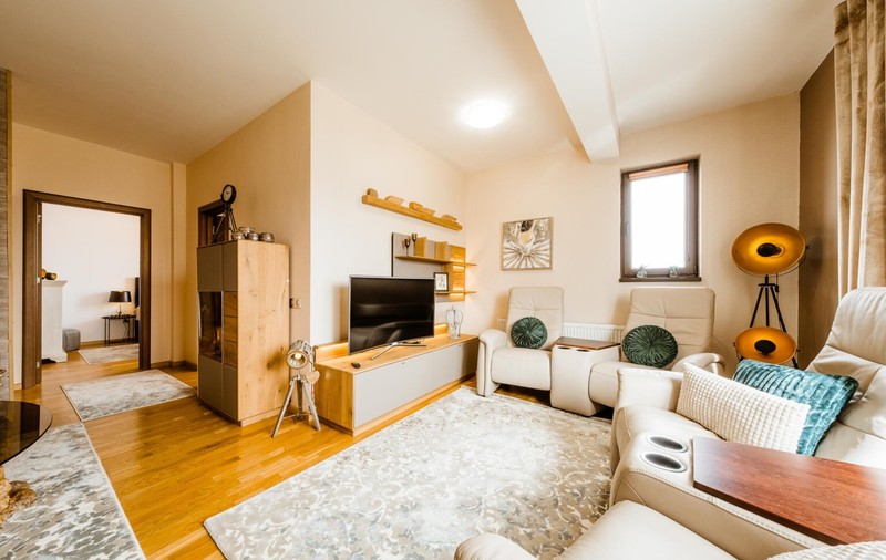 FOTO. „Comoară” pe piața imobiliară clujeană. Penthouse de 3 camere, de peste jumătate de milion de euro. Ce îi justifică prețul