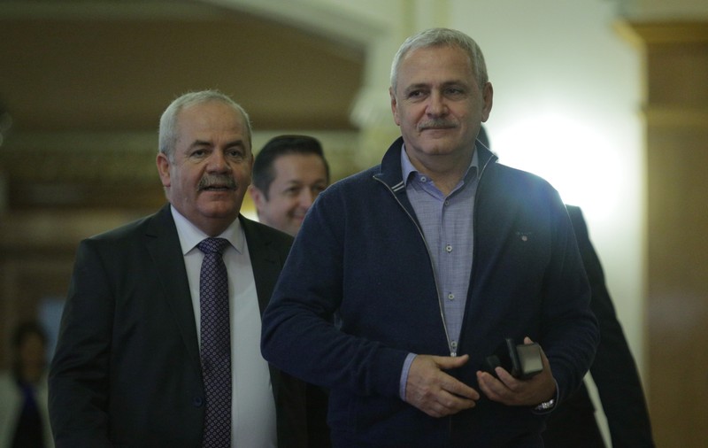 UPDATE. Liviu Dragnea cere oficial tăierea bugetelor serviciilor secrete. Peste 500 de milioane de lei, luaţi de la instituţiile de siguranţă naţională şi transferaţi la Sănătate