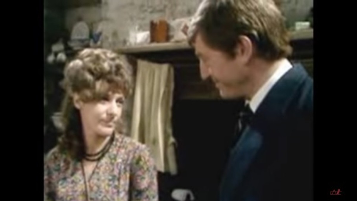 Coral Atkins a murit