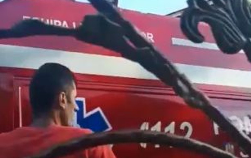 Polițistă însărcinată, lovită în burtă în timpul unei intervenții în Argeș