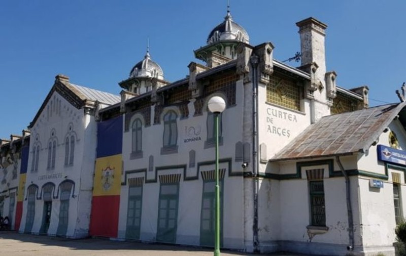 Gara Regală din Curtea de Argeş, în paragină de 30 de ani. Când pot începe lucrările de reabilitare