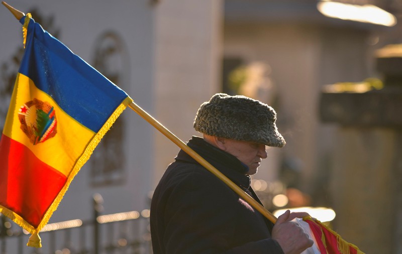 Manual și muzeu pentru a înfrunta amnezia comunismului: Ce-ar fi dacă nostalgicii comunismului ar retrăi o săptămână din regimul Ceaușescu?
