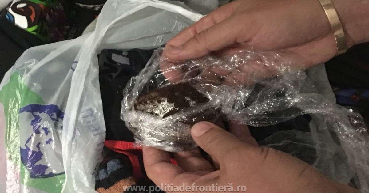 italian a fost prins cu droguri în Aeroportul Otopeni