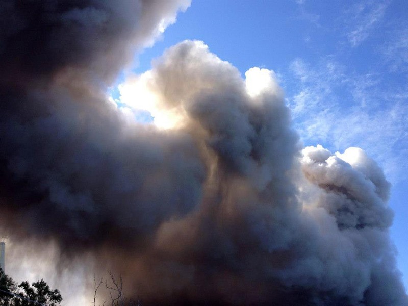 epa03532130 A column of smoke and ash rise from the Stromboli volcano, Sicily, Italy, 12 January 2013. Reports state that a large explosion, or possibly a partial crater collapse occurred, on 12 January 2013, with a large ash plume blacking out the sun and drifting South East over houses towards the sea. EPA/STRINGER