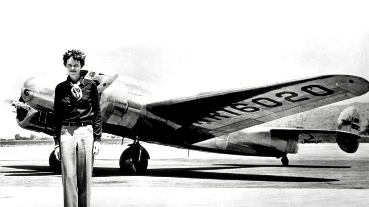 Ar fi fost identificat scheletul aviatoarei Amelia Earhart