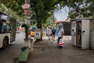 Capătul lui 141 de la Zețari. Cu un pic de umbră în stație