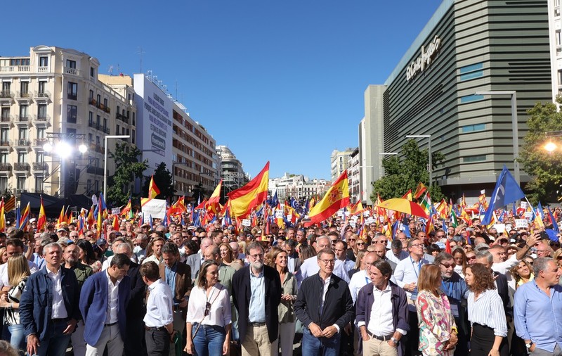 40.000 de persoane au protestat în Spania față de amnistierea separatiștilor catalani: „Este un dezastru care va diviza Spania definitiv”