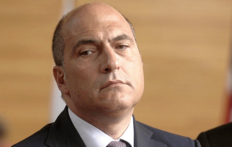 A fost arestat Andrea Cozzolino, al doilea deputat din Parlamentul European vizat de ancheta de corupţie legată de Qatar