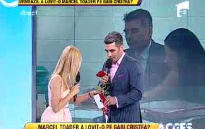 Gest frumos sau flirt? Uite ce trandafir i-a adus Marcel Toader Simonei Gherghe!