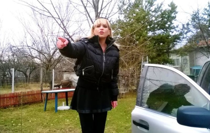 SIMONA EX-DICHISEANU RADIAZĂ! UITE CU CE BĂRBAT SE DISTREAZĂ ŞI O FACE SĂ RÂDĂ ÎN HOHOTE! |FOTO