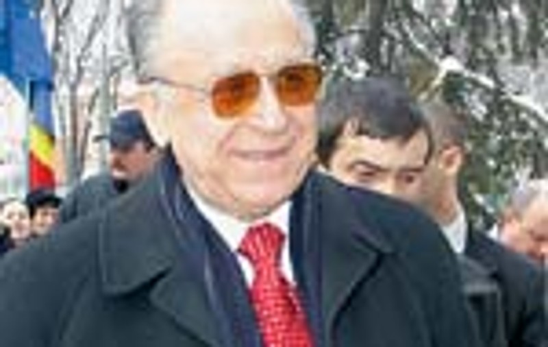 Iranienii il confunda pe Iliescu cu Basescu