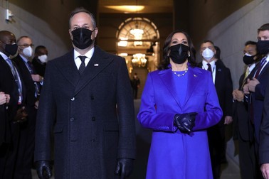 Kamala Harris, alături de soțul ei, Doug Emhoff FOTO EPA