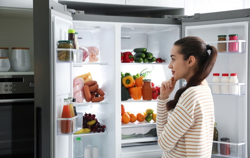 Care este temperatura potrivită la care se ţin alimentele în frigider