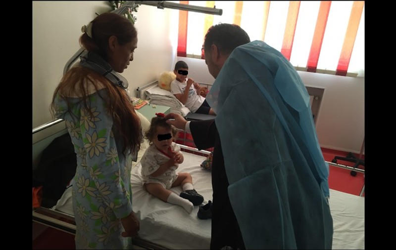 Cadouri pentru copiii bolnavi de cancer de la Spitalul Fundeni. Vezi cine le-a adus daruri