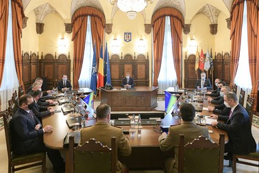 La ședința CSAT de la Palatul Cotroceni, de la ora 16:00, au participat, printre alții, premierul Florin Cîțu, ministrul de externe Bogdan Aurescu și ministrul de interne, Lucian Bode. Foto: Administrația Prezidențială