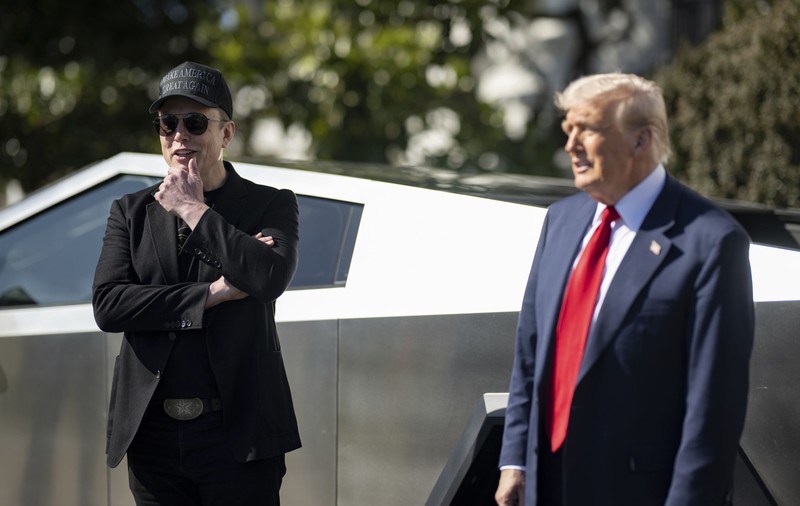 Elon Musk, pus la zid de o actriță din SUA: „E un idiot”. Miliardarul afirmase că Johnny Depp va fi înlocuit în „Pirații din Caraibe” cu Ayo Edebiri
