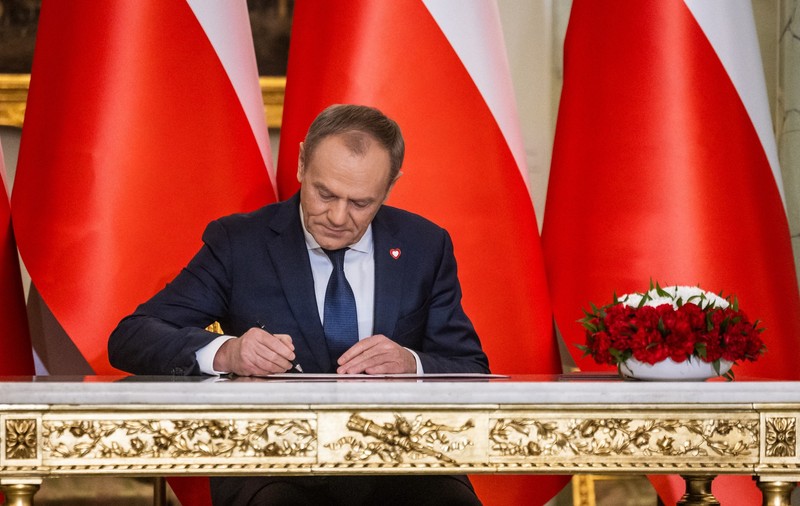 Donald Tusk a depus jurământul şi este noul premier al Poloniei