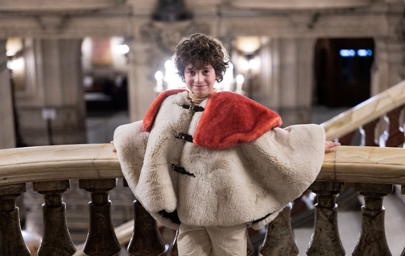 Are doar 9 ani şi deja defilează la Paris Fashion Week: povestea designerului Max Alexander | VIDEO