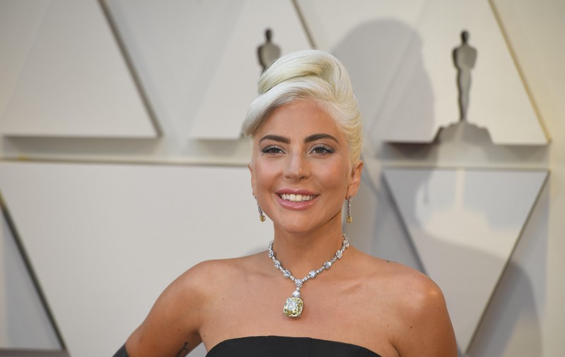Lady Gaga, dezlănțuită! A dansat pe mese la o nuntă