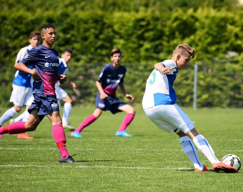 Liga Europa. FC Zurich - Steaua (joi, 22.05, Dolce, Pro TV). Alex Herlea, fundaș româno-elvețian de la FCZ, anticipează viață grea pentru băieții lui Reghe: ”Va fi 1-0 sau 1-1!” | FOTO