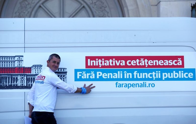 UPDATE. Iniţiativa "Fără penali",  amânată până pe 9 aprilie la CCR