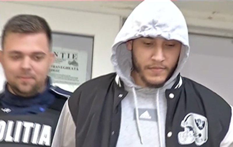 Bărbatul care a atacat cu cuțitul un angajat al unei șaormerii, cercetat în libertate. „Nu am făcut nimic, am avut și eu probleme”