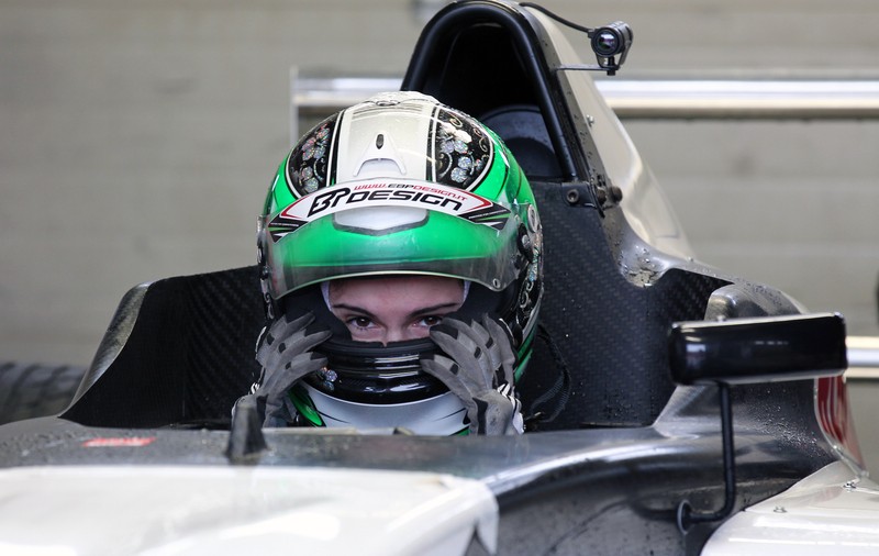 Alexandra Marinescu nu a mai luat startul în Formula 4  / GALERIE FOTO