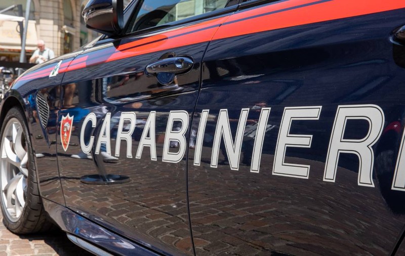 Un român i-a spus unei bătrâne de 97 de ani că e carabinier și i-a cerut 14.000 de euro. Cum a reacționat femeia