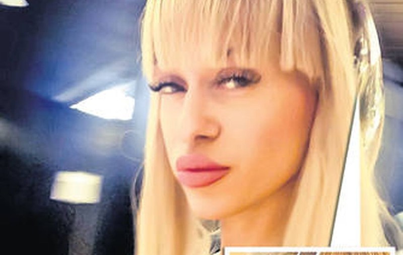 VA FI RĂZBOI! Bianca Drăguşanu A IMITAT-O GROSOLAN PE ANDA ADAM. Muzica artistei e desfiinţată