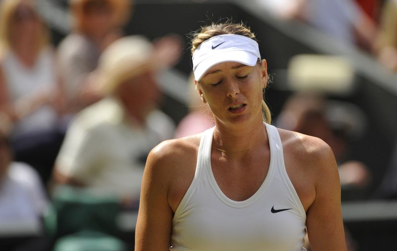 ABSOLUT JENANT! SHARAPOVA te SPERIE în COSTUM de BAIE! PLINĂ de CELULITĂ! | FOTO