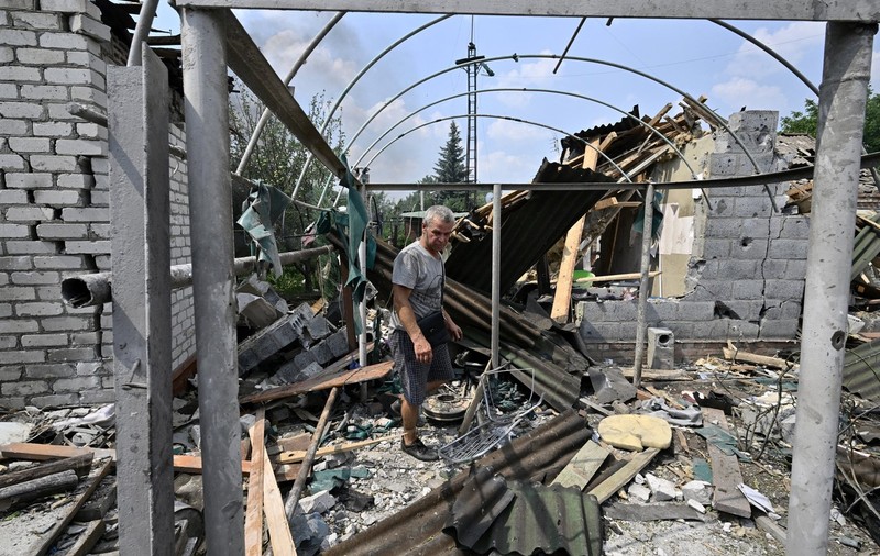 Război în Ucraina, ziua 132 | Locuitorii din Sloviansk, rugați să părăsească orașul, după ce rușii au intensificat atacurile