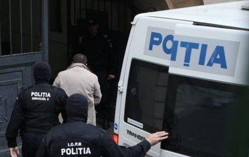 Percheziţii la Consiliul Judeţean Braşov şi la locuinţele preşedintelui şi vicepreşedintelui instituţiei