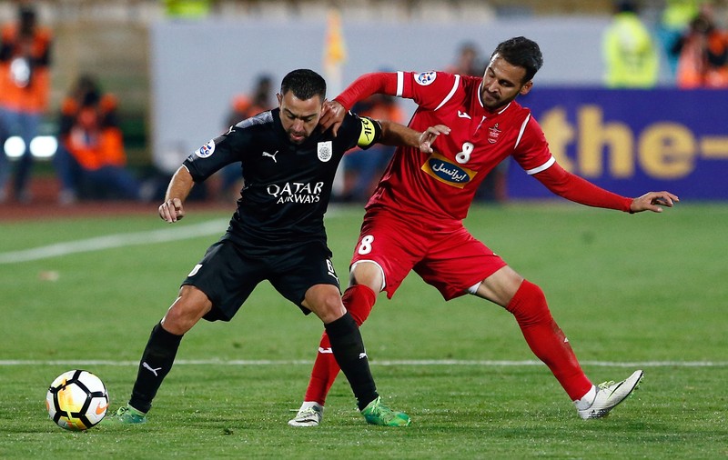 Mijlocașul spaniol Xavi Hernandez joacă astăzi meciul cu numărul 1.001 din carieră