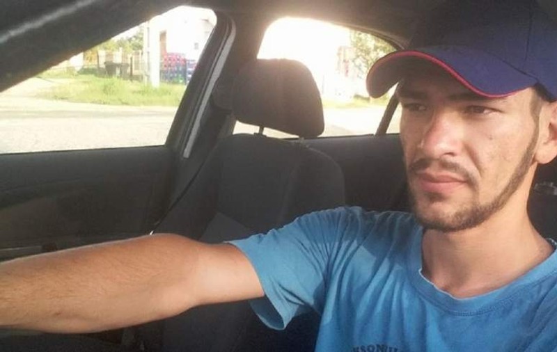 O femeie din Argeș și-a găsit băiatul mort în baie. Ce s-a întâmplat, după apelul ei la 112