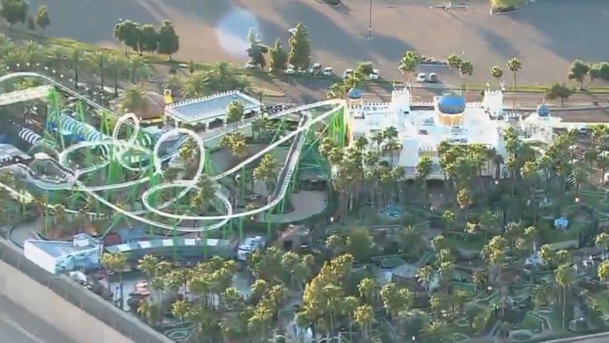 Un bărbat sare dintr-un roller coaster în Arizona Sursă:Captură video