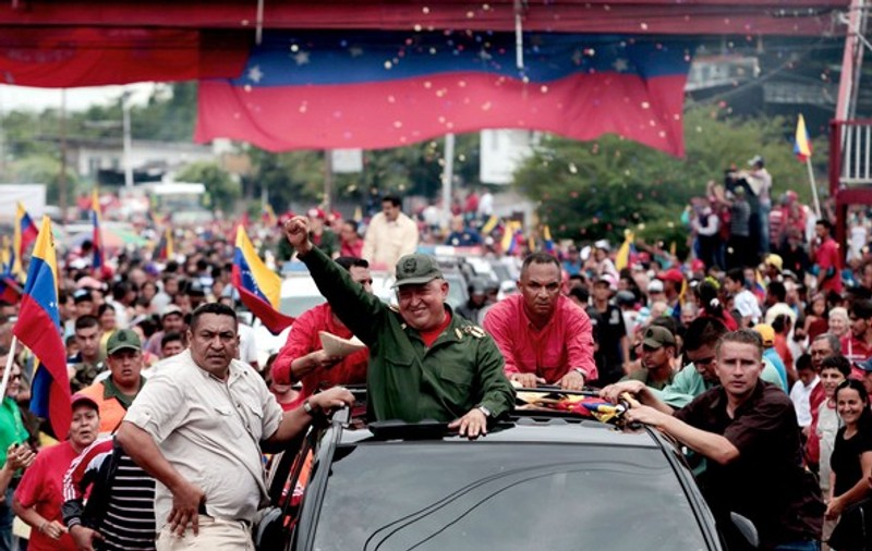 Hugo Chavez, fericit că a scăpat de cancer. Iată cum a sărbătorit!