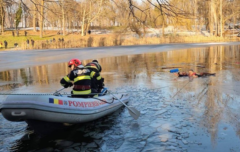 Un indian a salvat fetița de 5 ani căzută într-un lac înghețat, la Craiova. A ținut copila în brațe zeci de minute: „Curajul nu are pașaport”