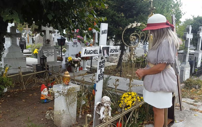EXCLUSIV/ Ionuț Anghel ar fi împlinit 9 ani. “Am făcut o pomană altfel”, spune mama băiețelului ucis de maidanezi