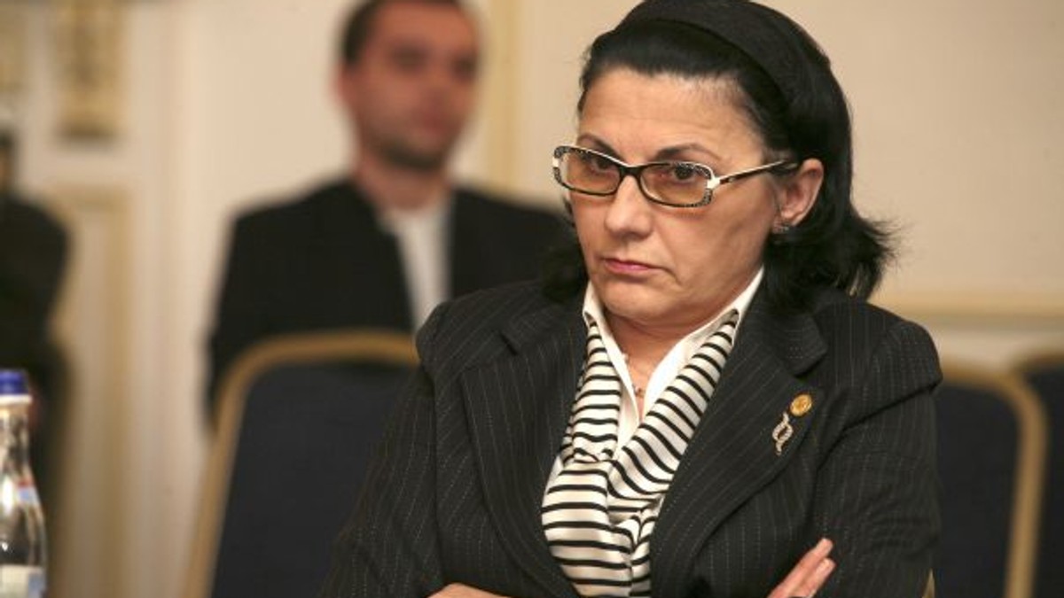 Ecaterina Andronescu