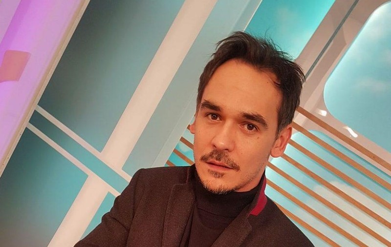 Cum arată fiica lui Răzvan Simion, în vârstă de 16 ani. Prezentatorul TV a scos-o pe Ianca la restaurant. „Iubita mea!”
