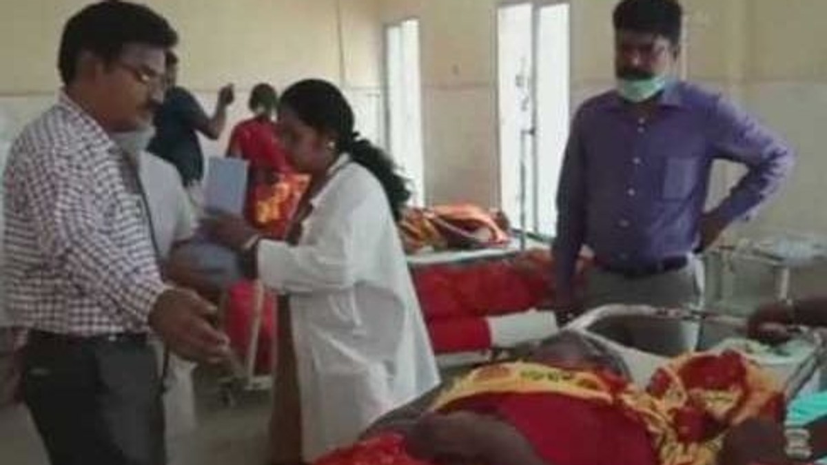 Otrăvire în masă la un templu din India: 11 oameni au murit după ce au mâncat orez
