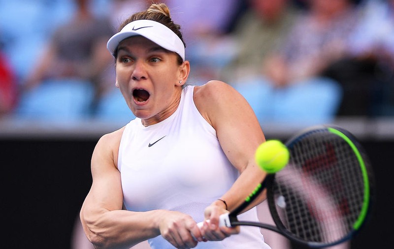 Simona Halep s-a calificat în optimi la Australian Open după ce a bătut-o fără probleme pe Yulia Putintseva 6-1, 6-4