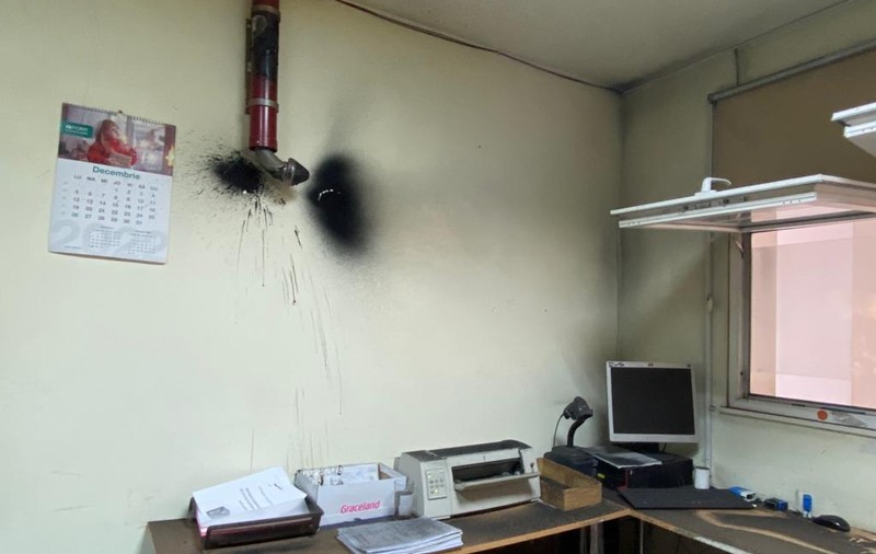 Alarmă de incendiu la Serviciul Permise şi Înmatriculări din Dolj. A fost un scurtcircuit la panoul de comandă
