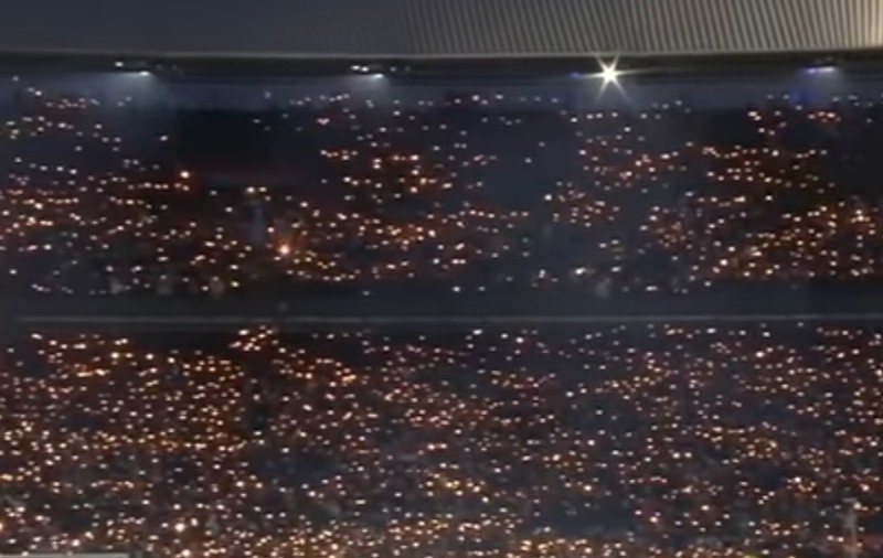 Gest impresionant al fanilor lui Feyenoord pentru un jucător care a trecut printr-o tragedie: ”Sunt profund mișcat” | VIDEO