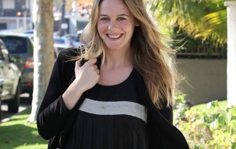 Alicia Silverstone este însărcinată 