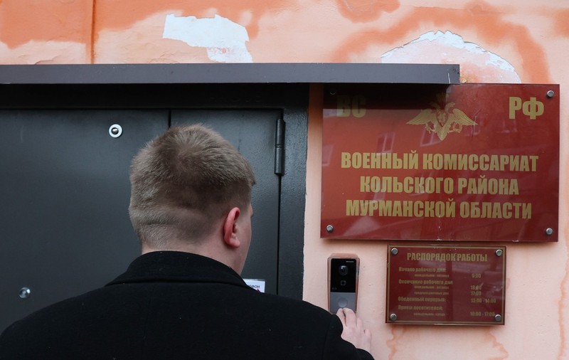 Rusia a pronunțat prima sentință pentru incendierea unui birou de recrutare pentru război