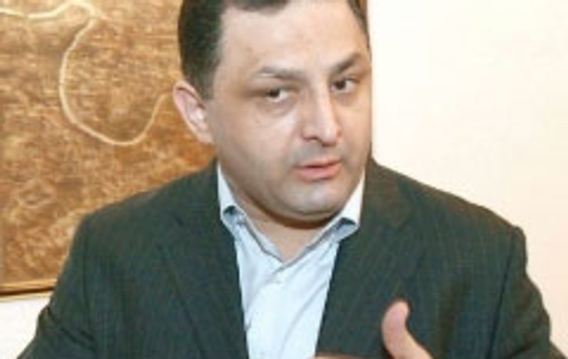 Vanghelie a fost amendat pentru că nu a deszăpezit străzile