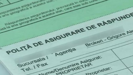 Asigurarea RCA este o asigurare prin care terții prejudiciați în urma unui accident auto, produs din vina conducătorului auto asigurat, primesc despăgubiri pentru daunele materiale și/sau decesul ori vătămările corporale suferite în acel accident