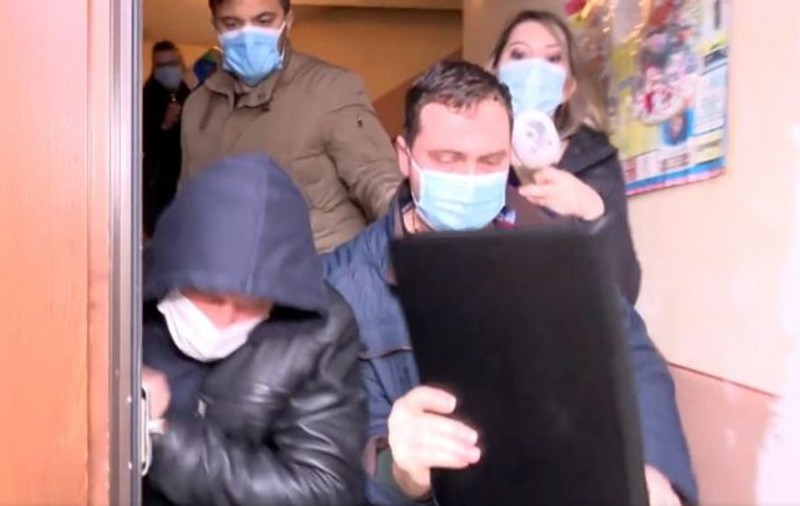 Mai mulți polițiști din Timișoara, cercetați după ce au agresat jurnaliștii unui post de televiziune